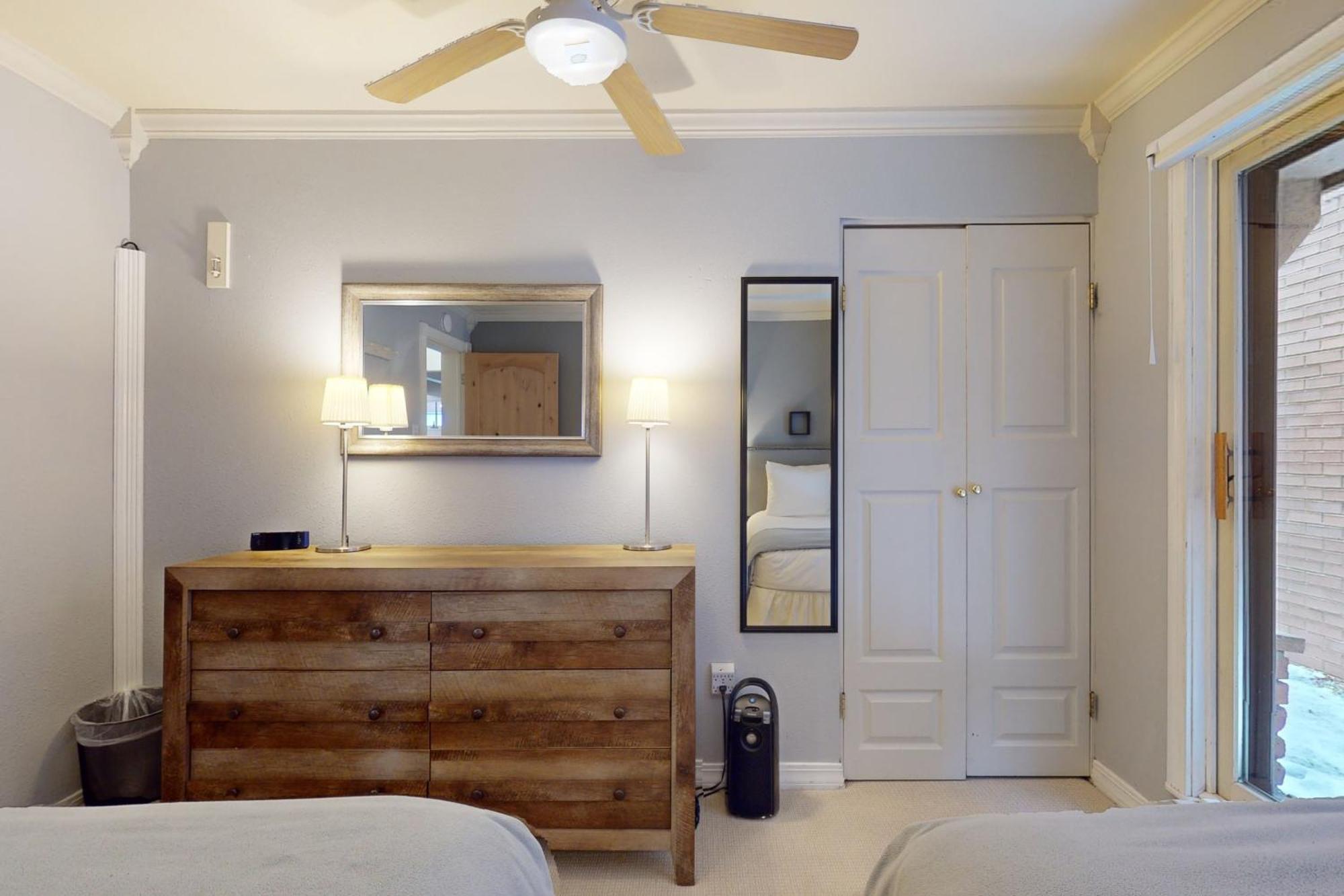 Downtown Beauties Villa Aspen Luaran gambar