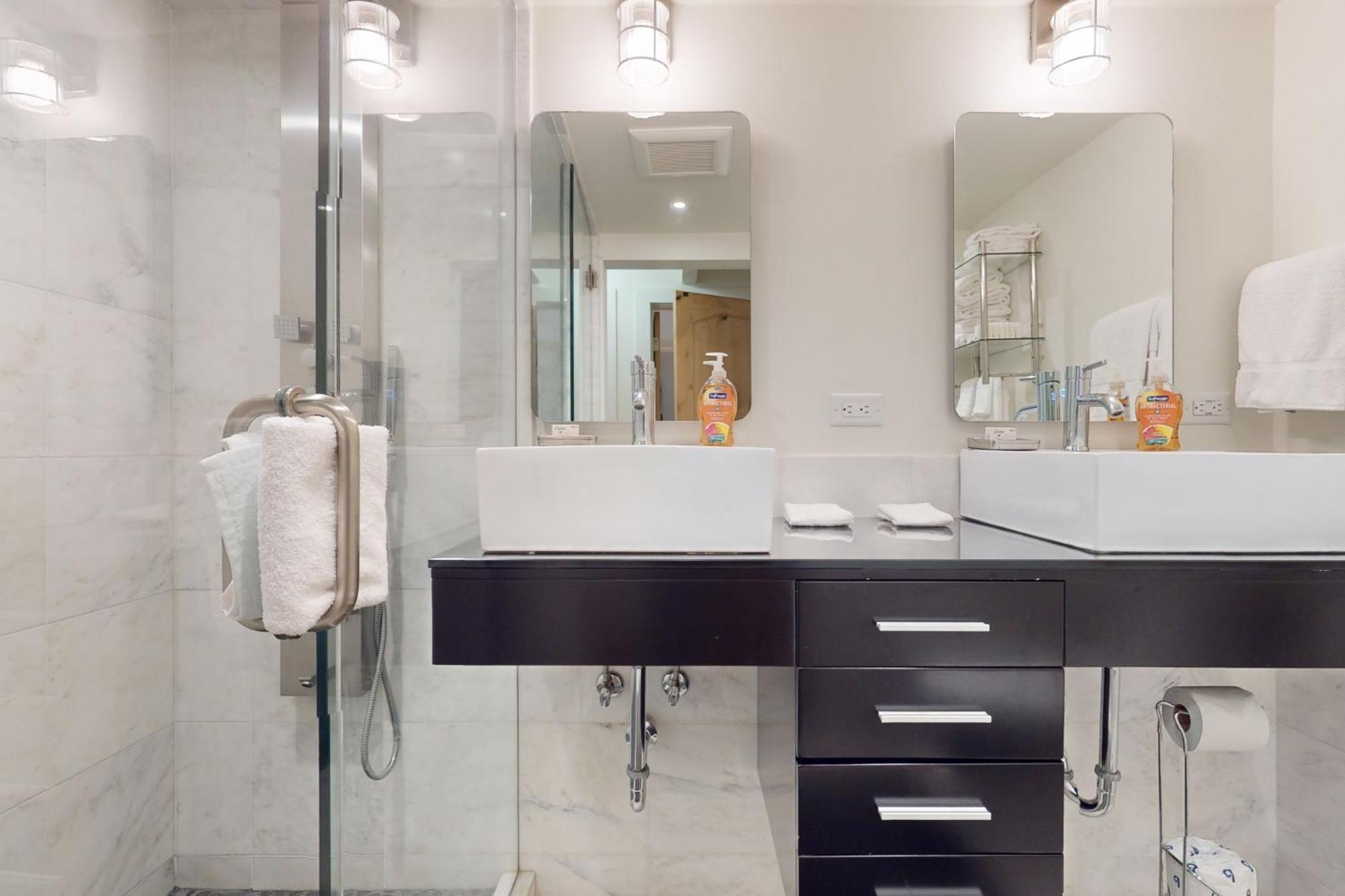 Downtown Beauties Villa Aspen Luaran gambar