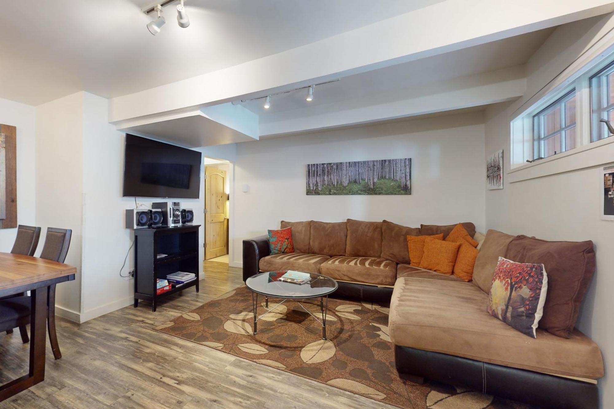 Downtown Beauties Villa Aspen Luaran gambar