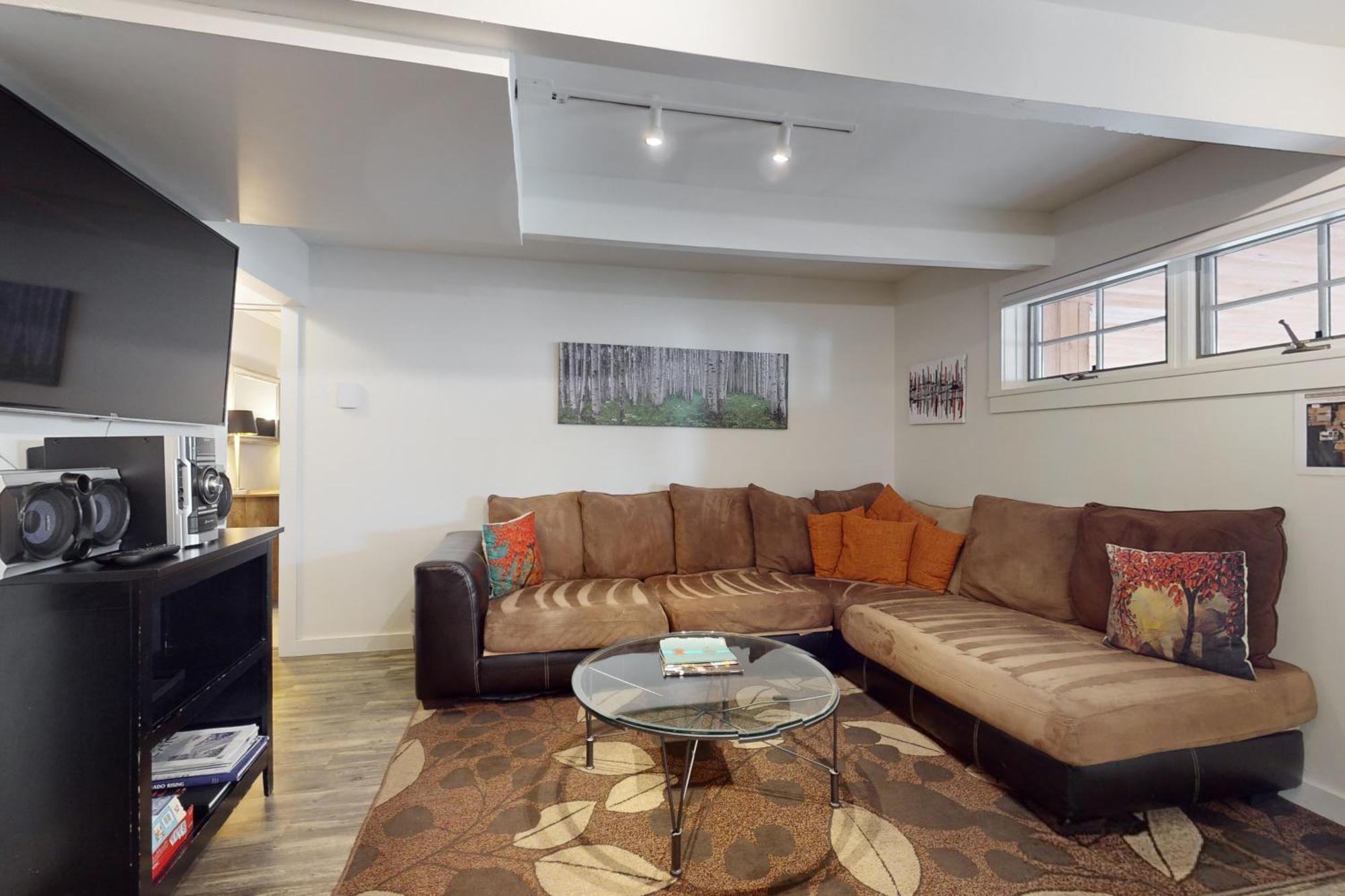 Downtown Beauties Villa Aspen Luaran gambar
